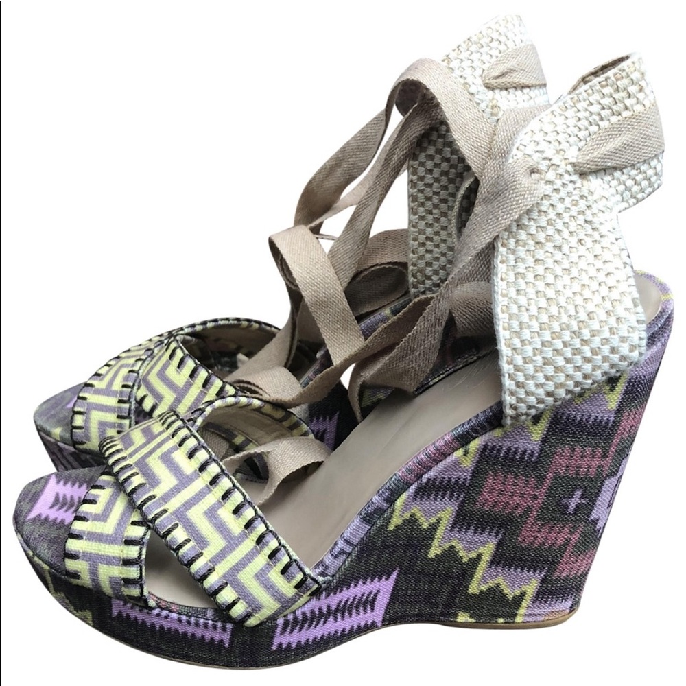 Stuart Weitzman X Theodora Callum - image 1